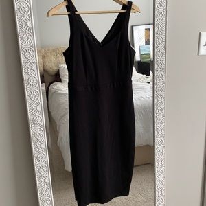 🖤ALI & JAY Black Mid Length Fitted Dress